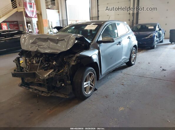 KM8K1CAA0MU683228 2021 HYUNDAI KONA Gray Առջևի ձախ երեք քառորդ տեսարան