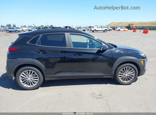 KM8K22AA1LU413754 2020 HYUNDAI KONA Black უკანა სალონის ხედი