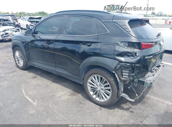 KM8K22AAXMU598940 2021 HYUNDAI KONA Черный Вид спереди