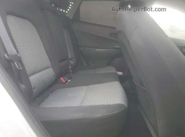 KM8K22AAXMU613775 2021 HYUNDAI KONA White Սալոնի հետևի տեսք