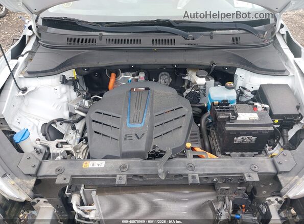 KM8K23AG5LU077018 2020 HYUNDAI KONA ELECTRIC White Հետևի տեսք