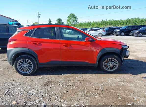 KM8K2CAAXKU358029 2019 HYUNDAI KONA Orange Вид задньої частини салону