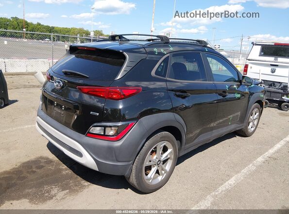 KM8K3CAB3NU856857 2022 HYUNDAI KONA Черный Задняя правая четверть