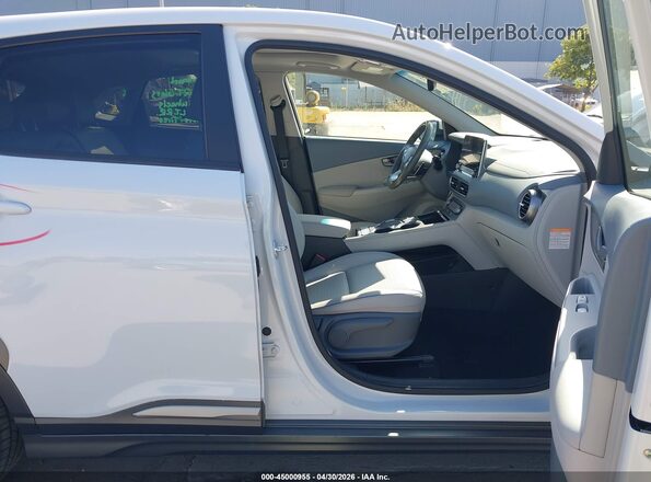 KM8K53AG0LU064734 2020 HYUNDAI KONA ELECTRIC Белый Вид салона спереди