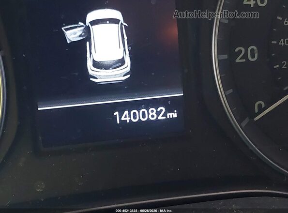 KM8K62AA3JU082094 2018 HYUNDAI KONA White 