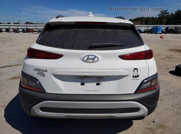 KM8K62ABXPU976207 2023 HYUNDAI KONA White Widok z tyłu