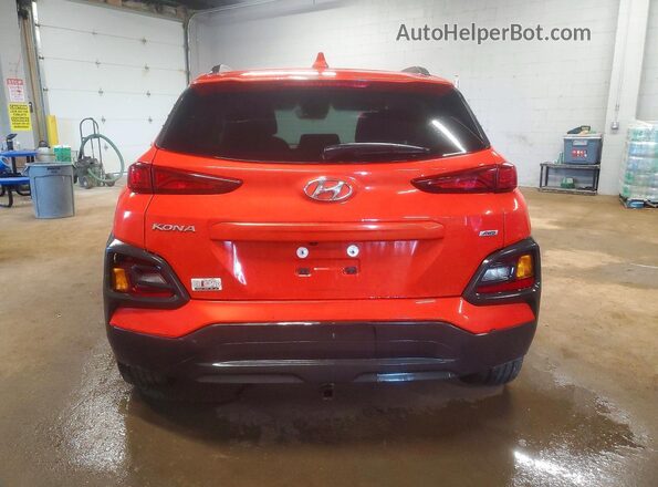 KM8K6CAA8LU521086 2020 HYUNDAI KONA Оранжевый Вид сзади
