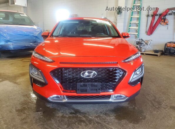 KM8K6CAA8LU521086 2020 HYUNDAI KONA Оранжевый Вид спереди