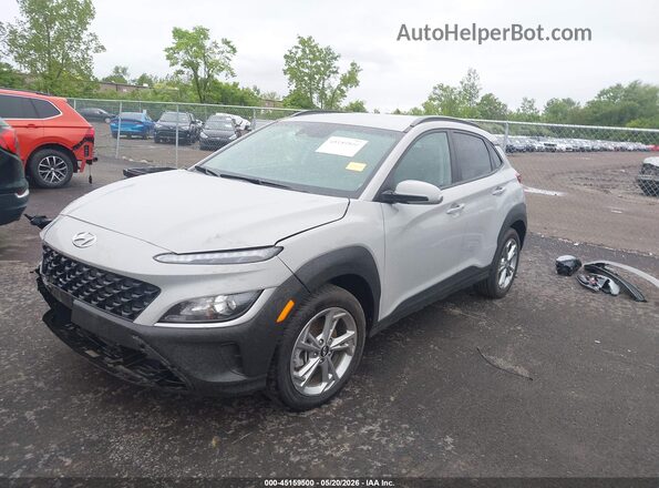 KM8K6CAB7PU042799 2023 HYUNDAI KONA Gray Front left