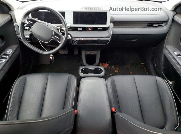 KM8KNDAF7PU230797 2023 HYUNDAI IONIQ Silver Vista del salpicadero