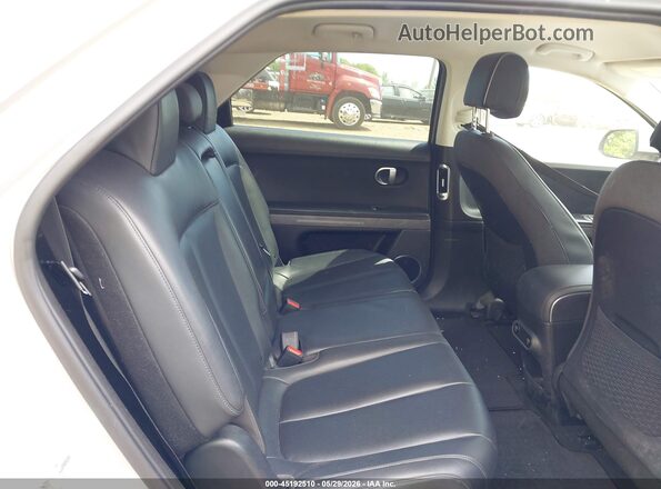 KM8KNDAF7PU232842 2023 HYUNDAI IONIQ 5 Silver Widok naklejki z numerem VIN