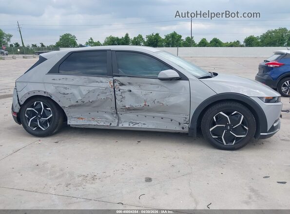 KM8KNDDF2RU273717 2024 HYUNDAI IONIQ 5 Gray Rear interior view