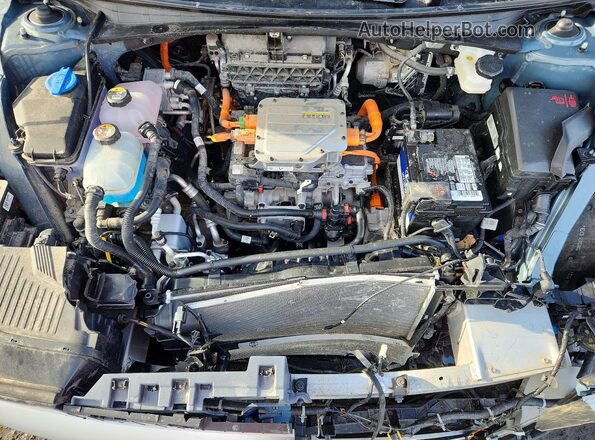 KM8KNDDF5RU323641 2024 HYUNDAI IONIQ Blue Rear interior view