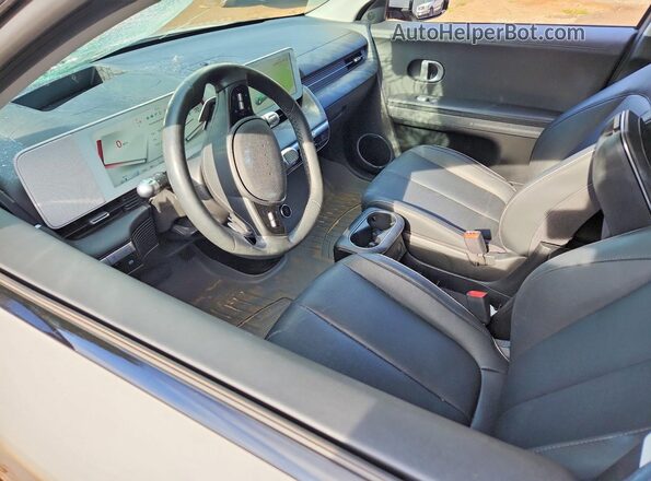 KM8KRDAF4NU098664 2022 HYUNDAI IONIQ Silver Vista interior delantera