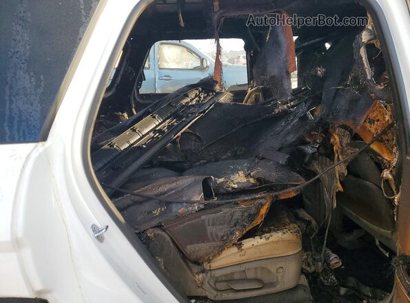 KM8RGES2XTU036527 2026 HYUNDAI PALISADE White Vista interior trasera