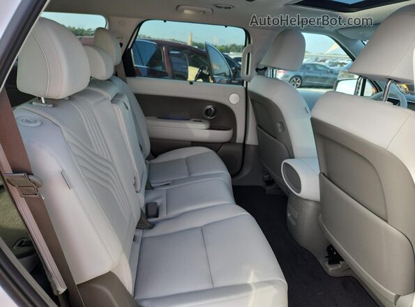 KM8RH5SA4TU060018 2026 HYUNDAI PALISADE White უკანა სალონის ხედი