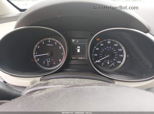 KM8SM4HF4HU183819 2017 HYUNDAI SANTA FE White Widok tylnych siedzeń