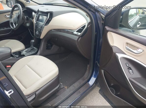 KM8SMDHF2HU215411 2017 HYUNDAI SANTA FE Синий Вид салона спереди