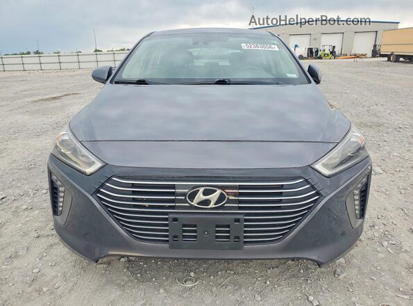 KMHC05LC4HU018839 2017 HYUNDAI IONIQ Gray Front view