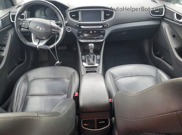 KMHC05LC4HU018839 2017 HYUNDAI IONIQ Gray Dashboard view