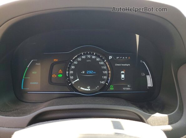 KMHC05LC6HU030667 2017 HYUNDAI IONIQ Blue Widok zestawu wskaźników