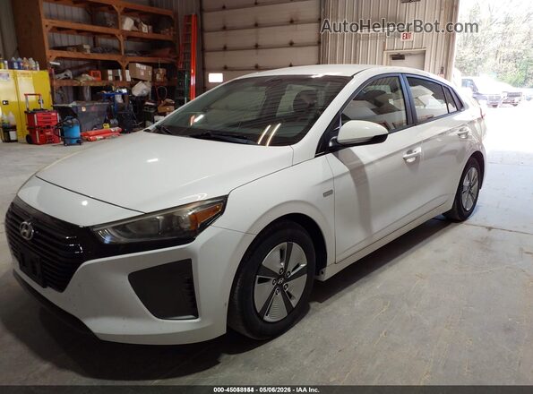 KMHC65LC0JU076290 2018 HYUNDAI IONIQ HYBRID White წინა ხედი