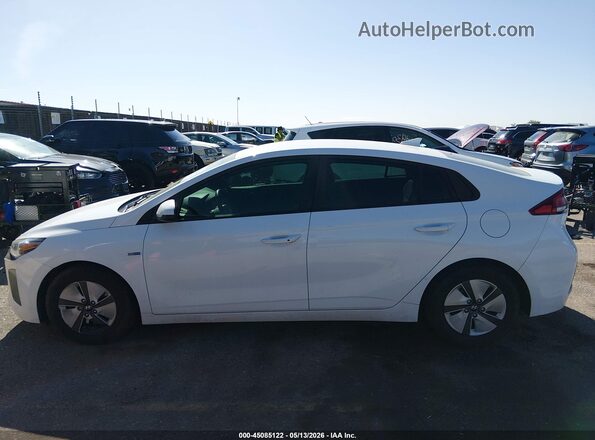 KMHC65LC0KU114392 2019 HYUNDAI IONIQ HYBRID White 