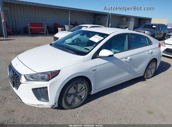 KMHC65LC0LU220357 2020 HYUNDAI IONIQ HYBRID White Առջևի ձախ երեք քառորդ տեսարան