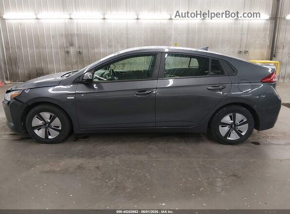 KMHC65LC2HU023536 2017 HYUNDAI IONIQ HYBRID Gray 