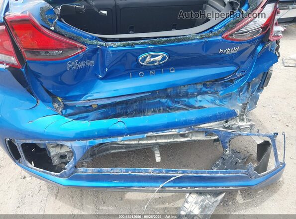 KMHC65LC3JU072833 2018 HYUNDAI IONIQ HYBRID Blue Widok z przodu