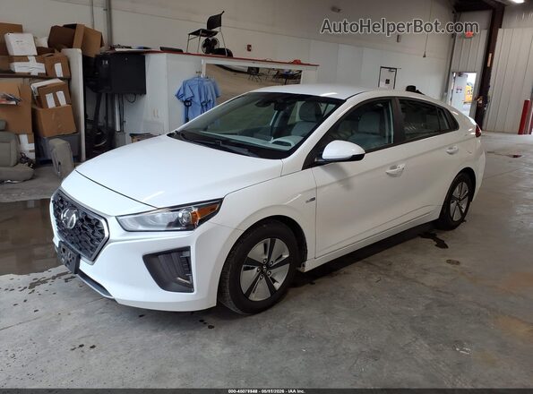 KMHC65LC3LU220644 2020 HYUNDAI IONIQ HYBRID Белый Передняя левая четверть