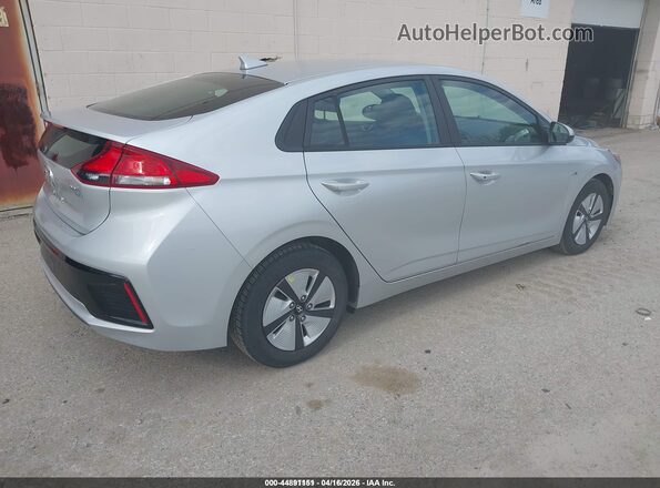 KMHC65LC4JU075644 2018 HYUNDAI IONIQ HYBRID Silver Задня права чверть