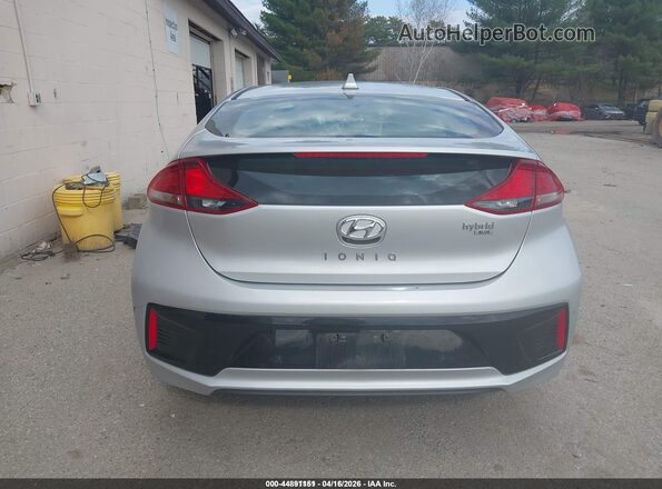 KMHC65LC4JU075644 2018 HYUNDAI IONIQ HYBRID Silver 