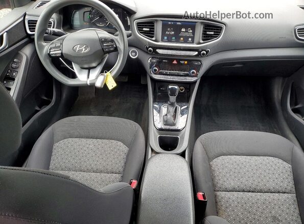 KMHC65LC4KU167502 2019 HYUNDAI IONIQ Красный Вид панели приборов