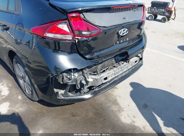 KMHC65LC4LU239137 2020 HYUNDAI IONIQ HYBRID Черный Вид спереди
