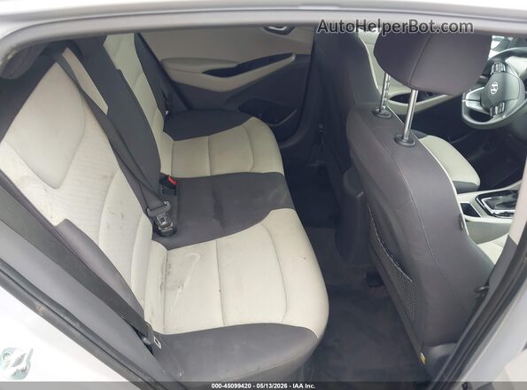 KMHC65LC5JU097586 2018 HYUNDAI IONIQ HYBRID Silver Vista de la etiqueta del VIN