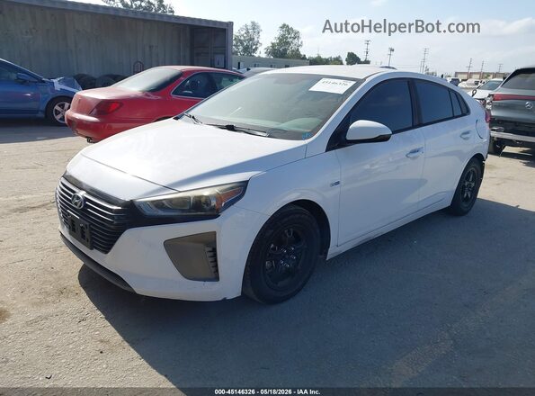 KMHC65LC6HU024768 2017 HYUNDAI IONIQ HYBRID Белый Передняя левая четверть