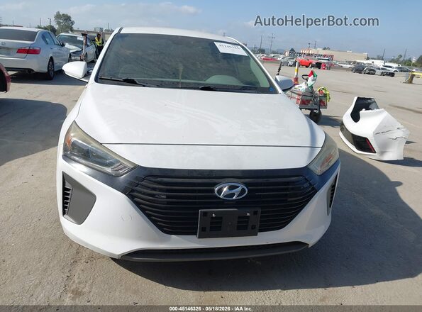 KMHC65LC6HU024768 2017 HYUNDAI IONIQ HYBRID Белый Вид щитка приборов