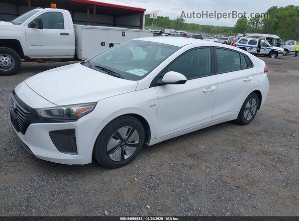 KMHC65LC6JU076214 2018 HYUNDAI IONIQ HYBRID Белый Передняя левая четверть