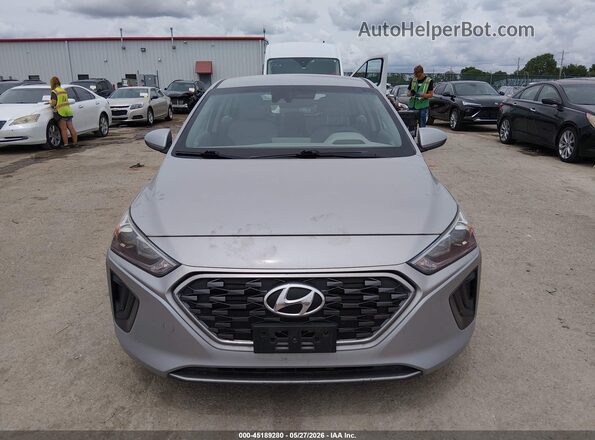 KMHC65LC6LU229371 2020 HYUNDAI IONIQ HYBRID Silver Widok wnętrza z tyłu