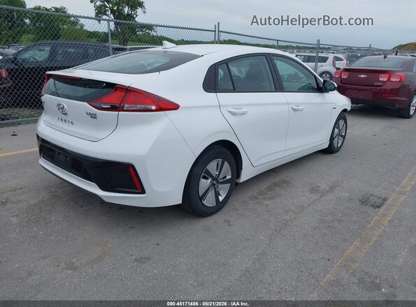 KMHC65LC7JU088372 2018 HYUNDAI IONIQ HYBRID White Rear right