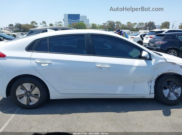 KMHC65LC8MU252846 2021 HYUNDAI IONIQ HYBRID White უკანა სალონის ხედი