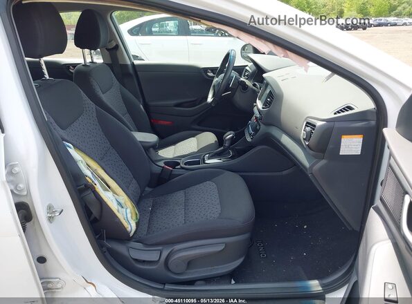 KMHC65LD3KU132099 2019 HYUNDAI IONIQ PLUG-IN HYBRID White წინა სალონის ხედი
