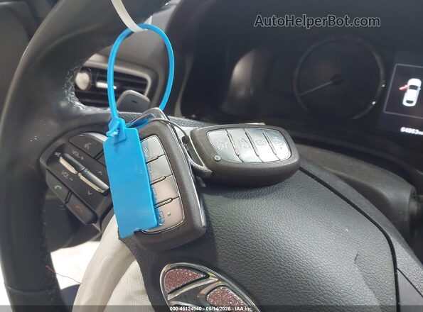 KMHC65LD9KU164541 2019 HYUNDAI IONIQ PLUG-IN HYBRID Black Вид панелі приладів