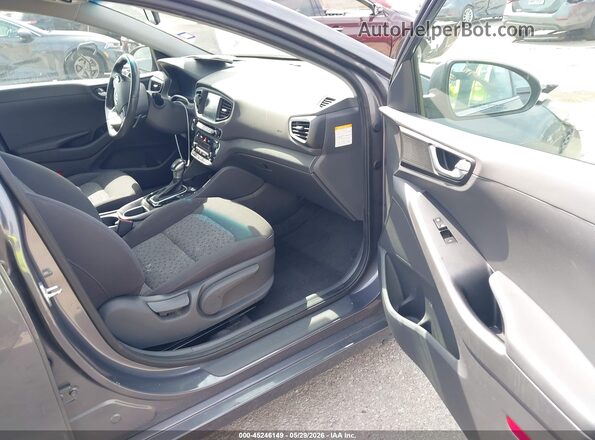 KMHC75LC7JU074968 2018 HYUNDAI IONIQ HYBRID Blue წინა სალონის ხედი