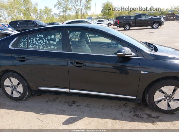 KMHC75LC7LU234351 2020 HYUNDAI IONIQ HYBRID Black Rear interior view