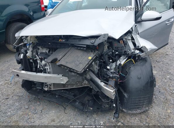 KMHC75LC9JU073949 2018 HYUNDAI IONIQ HYBRID Silver Вид спереду
