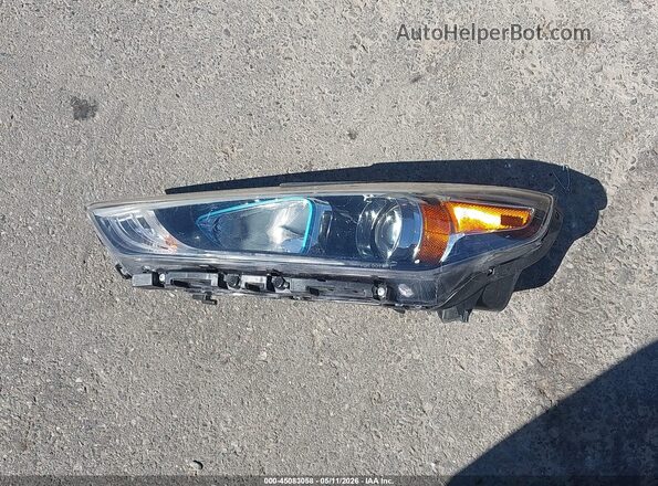 KMHC75LCXJU071711 2018 HYUNDAI IONIQ HYBRID White Սարքավորումների վահանակի տեսք