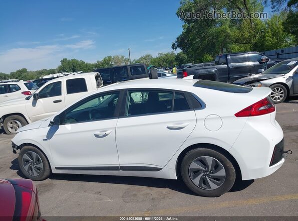 KMHC75LCXJU071711 2018 HYUNDAI IONIQ HYBRID White 