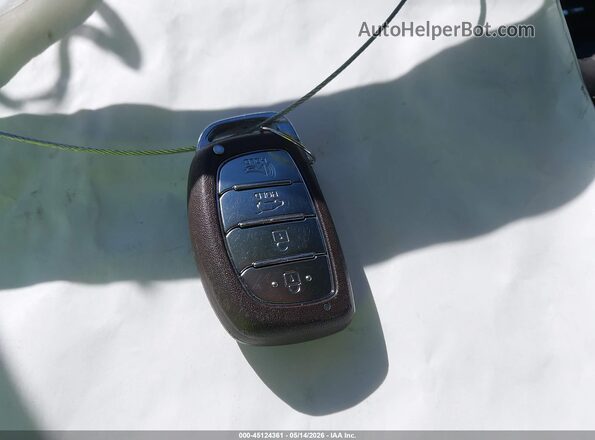 KMHC75LD4NU281641 2022 HYUNDAI IONIQ PLUG-IN HYBRID Purple Vista del salpicadero